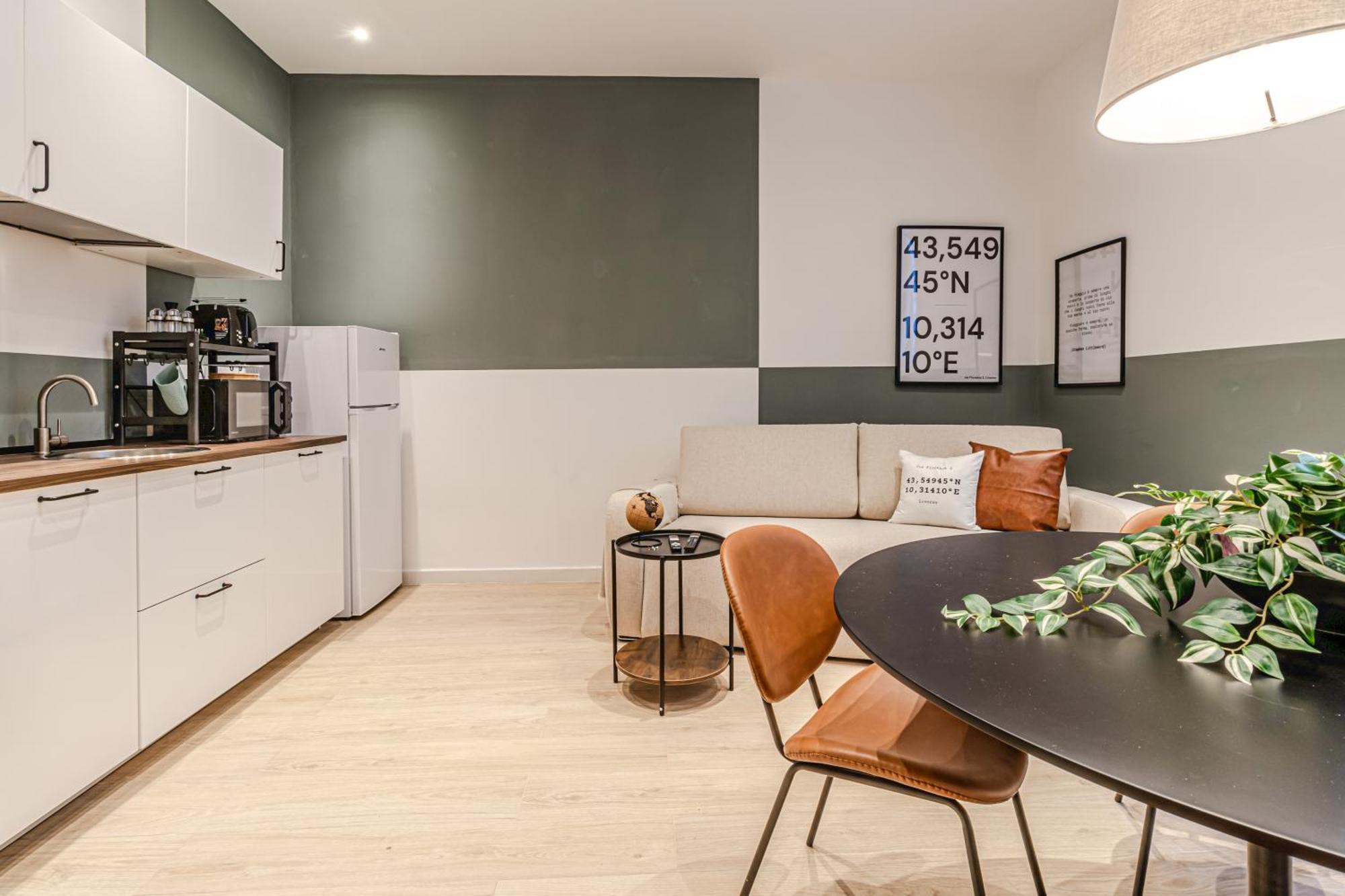 Discover Apartment Ливорно Екстериор снимка